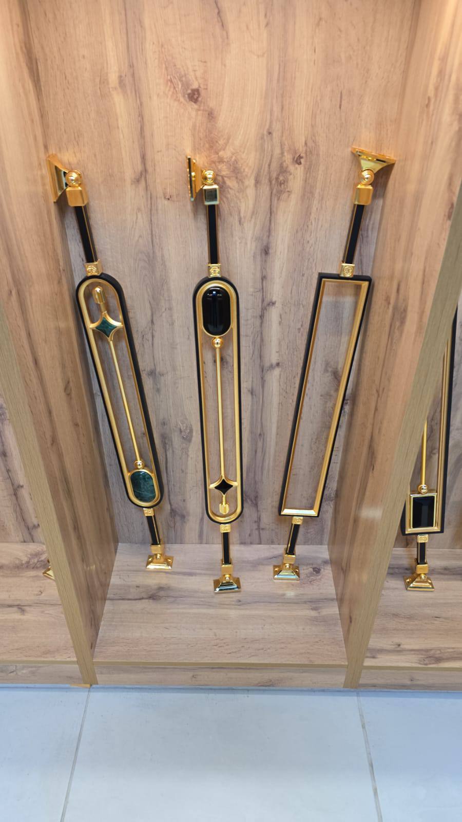 Ellipse Gold Ansicht 1