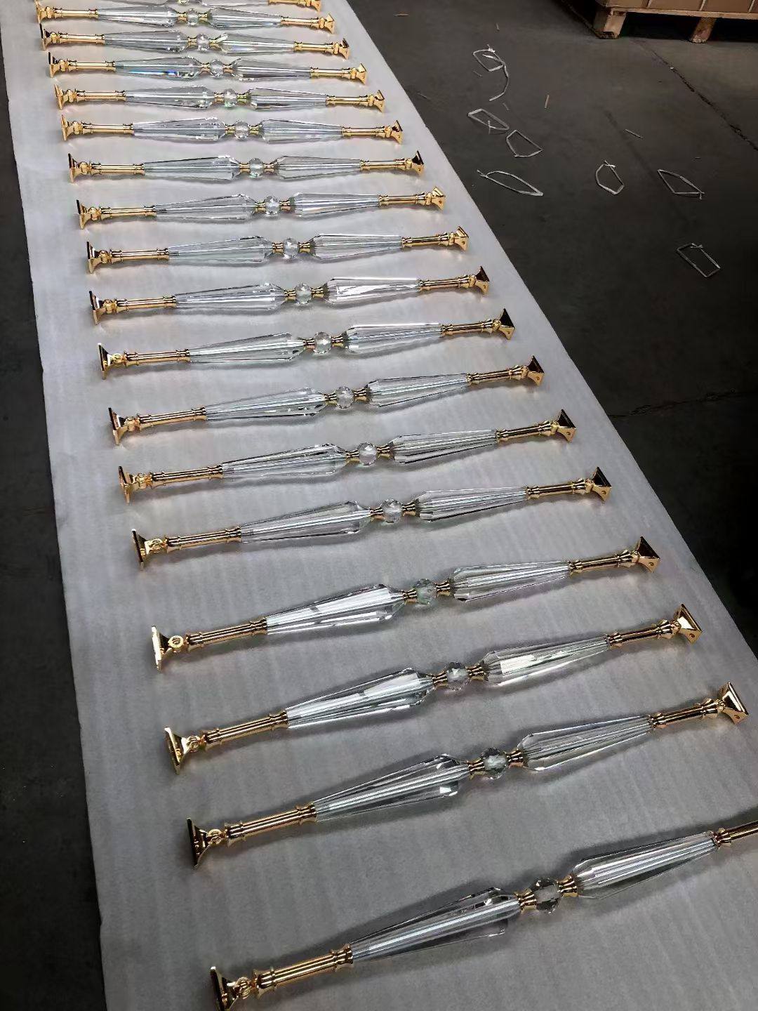 Transparent Crown Ansicht 1